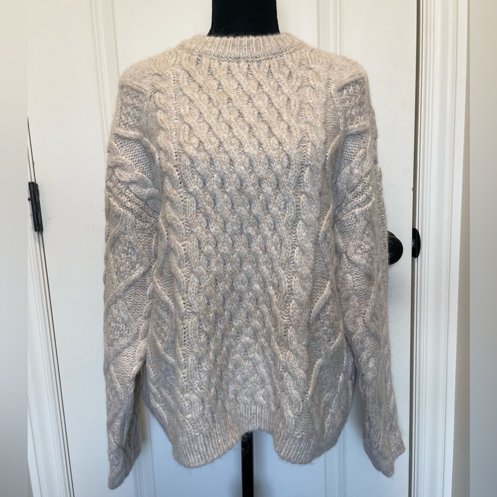 AE Cable Knit Crew Neck Sweater - American Eagle